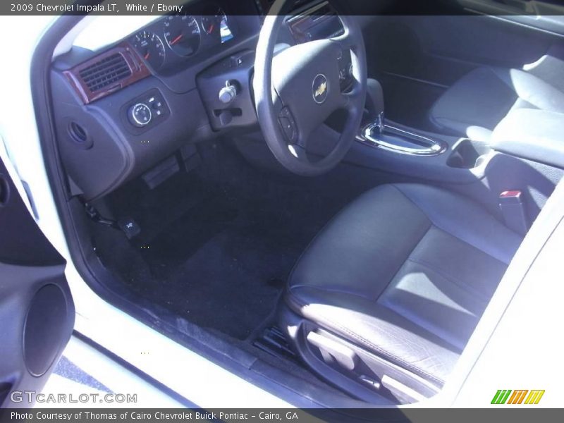 White / Ebony 2009 Chevrolet Impala LT