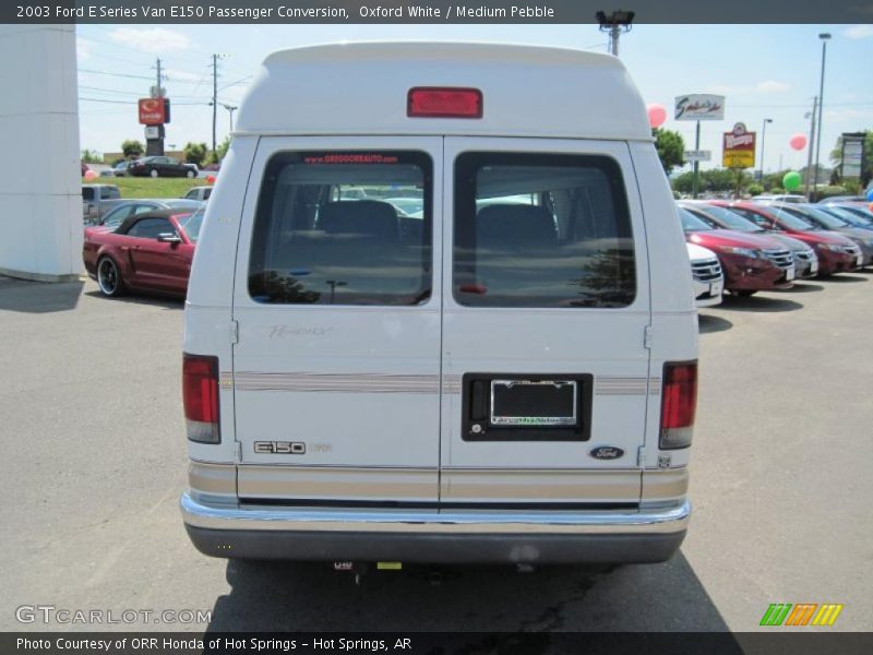 Oxford White / Medium Pebble 2003 Ford E Series Van E150 Passenger Conversion
