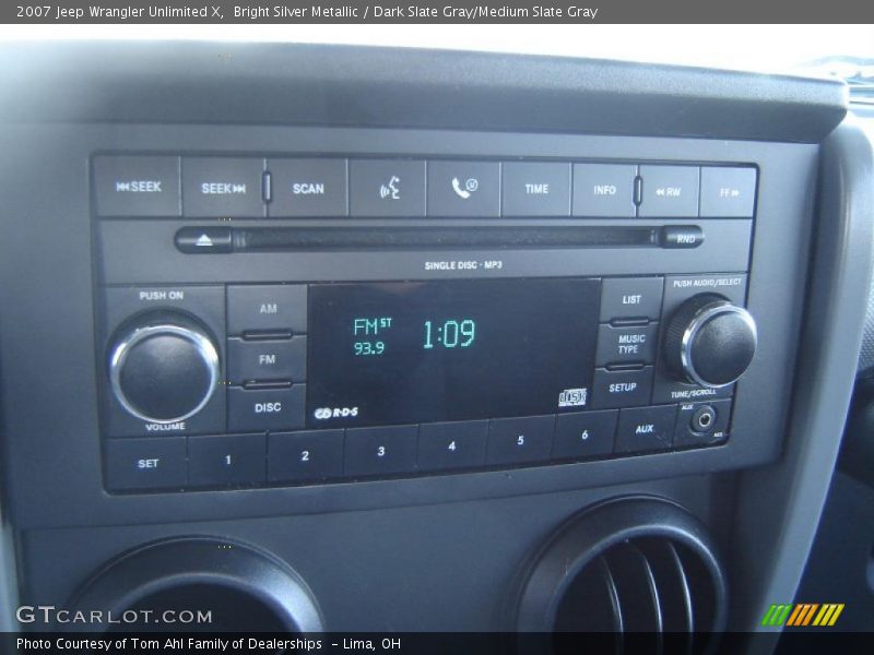 Bright Silver Metallic / Dark Slate Gray/Medium Slate Gray 2007 Jeep Wrangler Unlimited X