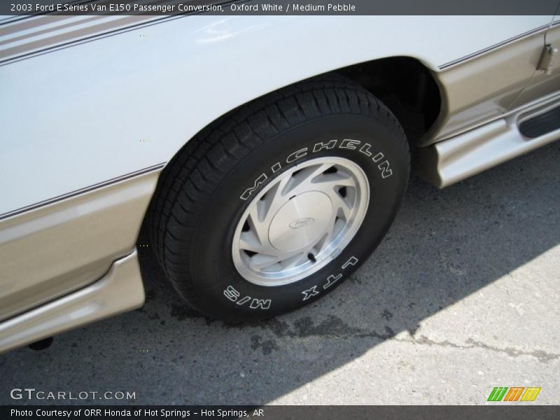 Oxford White / Medium Pebble 2003 Ford E Series Van E150 Passenger Conversion