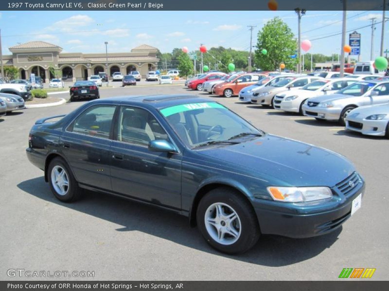 Classic Green Pearl / Beige 1997 Toyota Camry LE V6