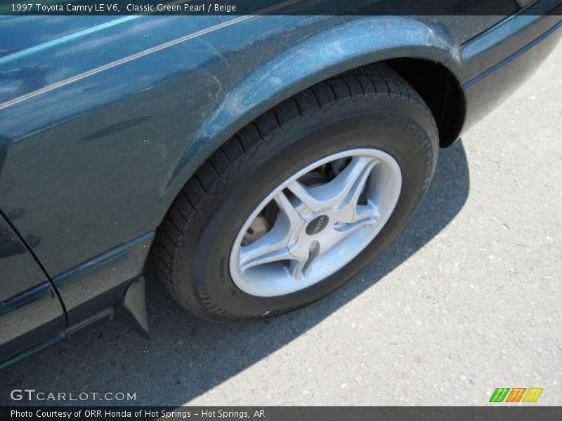 Classic Green Pearl / Beige 1997 Toyota Camry LE V6