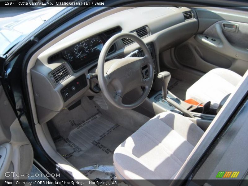 Classic Green Pearl / Beige 1997 Toyota Camry LE V6