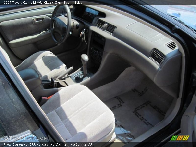 Classic Green Pearl / Beige 1997 Toyota Camry LE V6