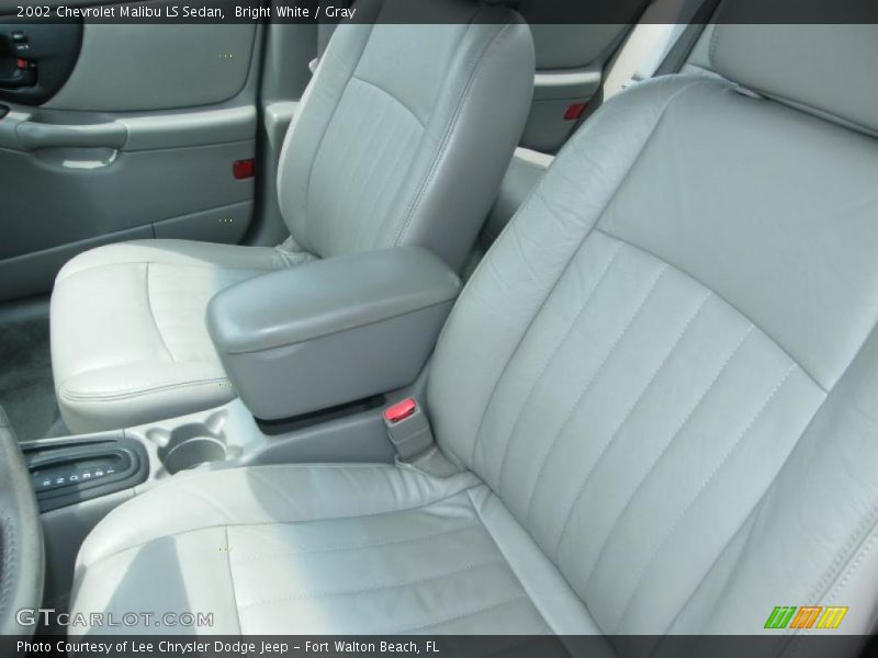 Bright White / Gray 2002 Chevrolet Malibu LS Sedan