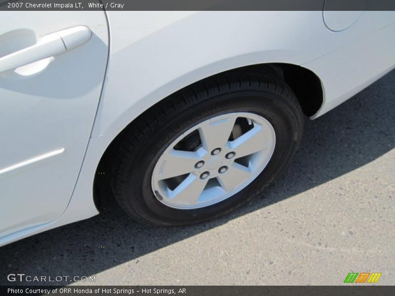 White / Gray 2007 Chevrolet Impala LT