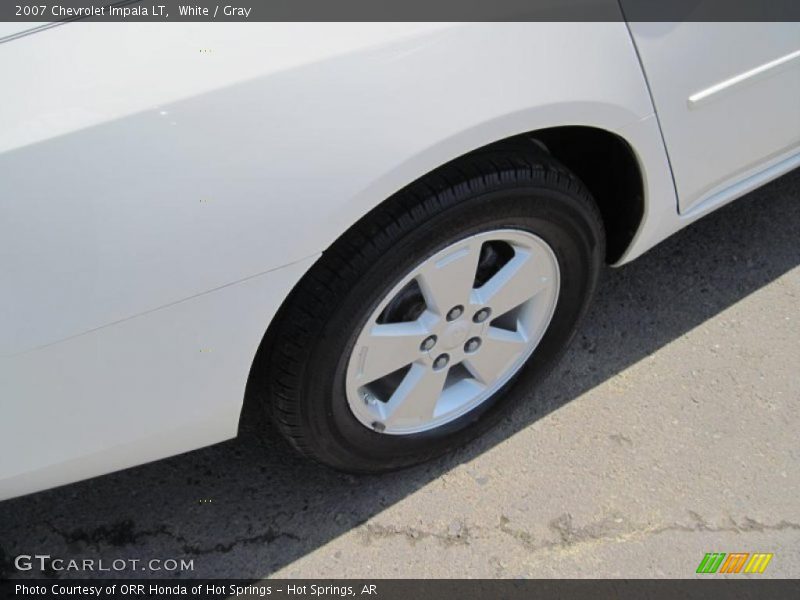 White / Gray 2007 Chevrolet Impala LT