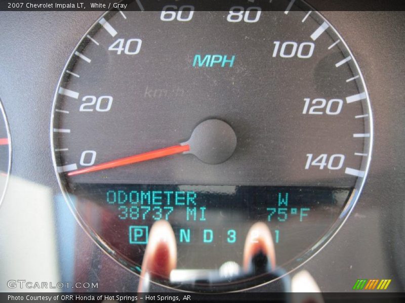 White / Gray 2007 Chevrolet Impala LT