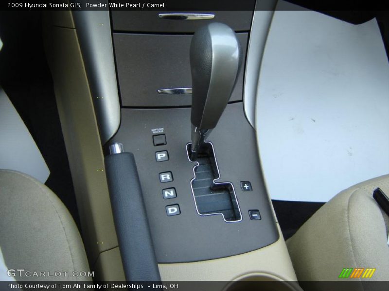 Powder White Pearl / Camel 2009 Hyundai Sonata GLS