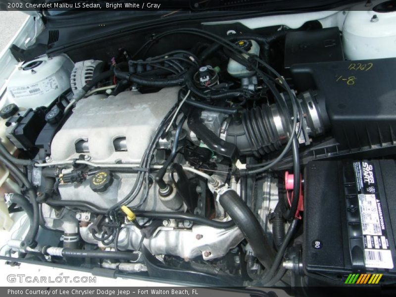 Bright White / Gray 2002 Chevrolet Malibu LS Sedan