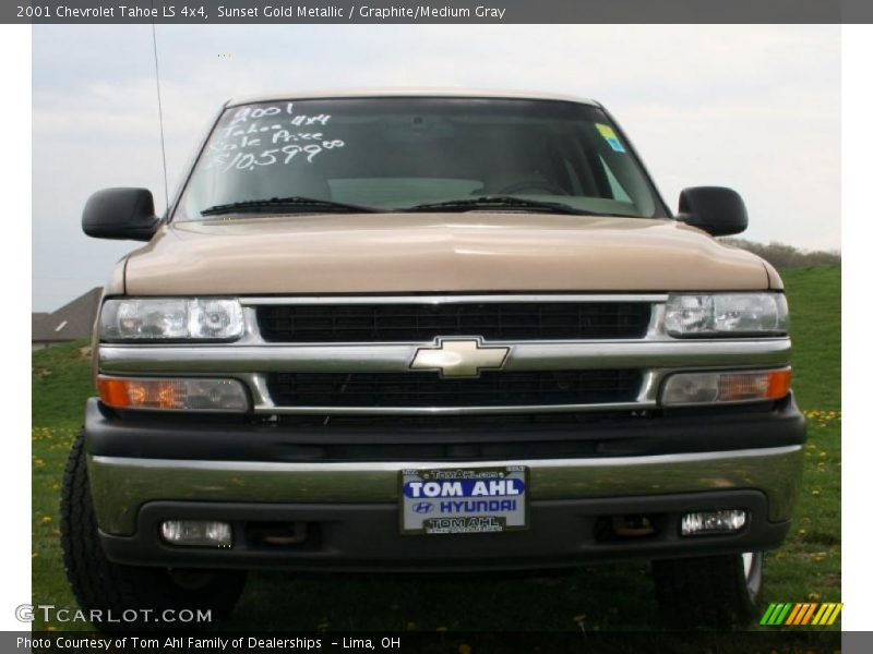 Sunset Gold Metallic / Graphite/Medium Gray 2001 Chevrolet Tahoe LS 4x4