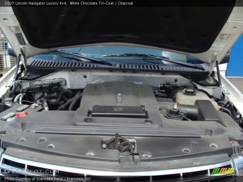 White Chocolate Tri-Coat / Charcoal 2007 Lincoln Navigator Luxury 4x4