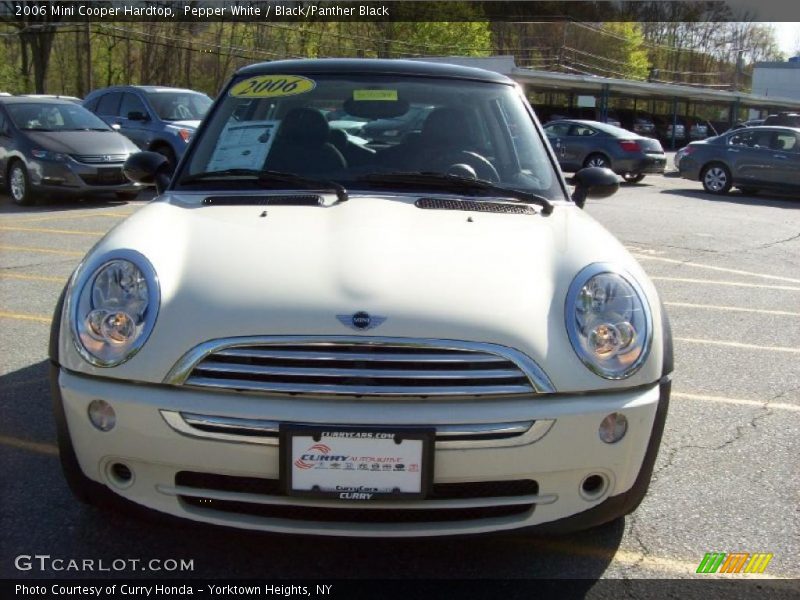 Pepper White / Black/Panther Black 2006 Mini Cooper Hardtop