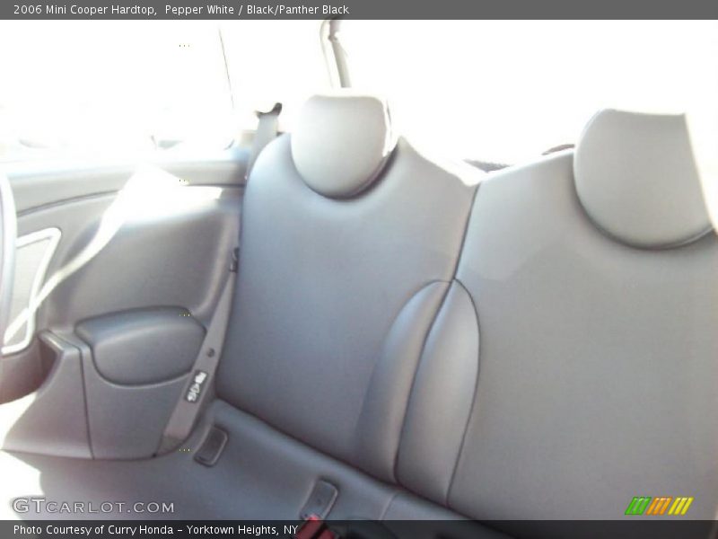Pepper White / Black/Panther Black 2006 Mini Cooper Hardtop