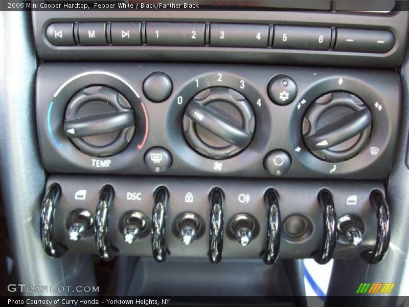 Pepper White / Black/Panther Black 2006 Mini Cooper Hardtop