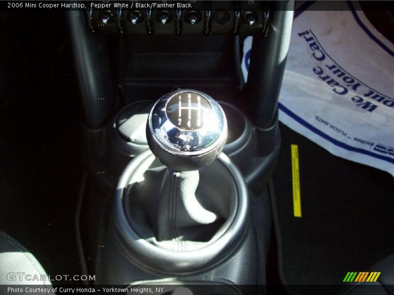 Pepper White / Black/Panther Black 2006 Mini Cooper Hardtop