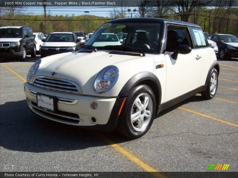 Pepper White / Black/Panther Black 2006 Mini Cooper Hardtop