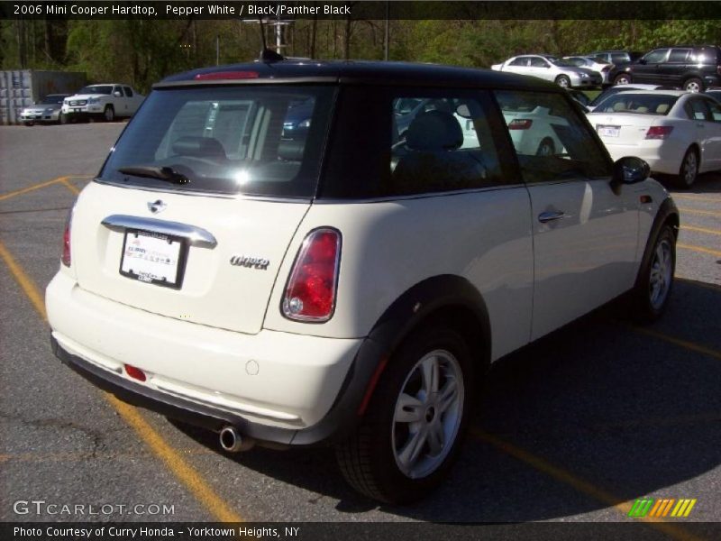 Pepper White / Black/Panther Black 2006 Mini Cooper Hardtop