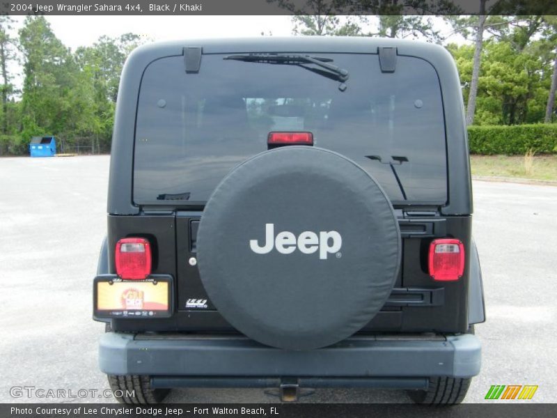 Black / Khaki 2004 Jeep Wrangler Sahara 4x4