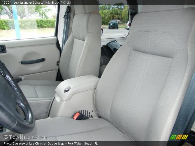 Black / Khaki 2004 Jeep Wrangler Sahara 4x4