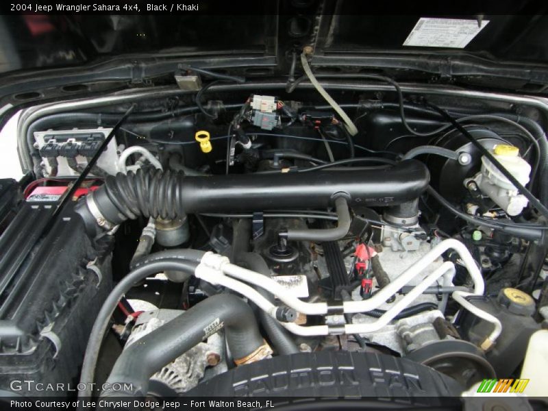 Black / Khaki 2004 Jeep Wrangler Sahara 4x4