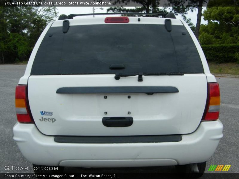 Stone White / Sandstone 2004 Jeep Grand Cherokee Laredo
