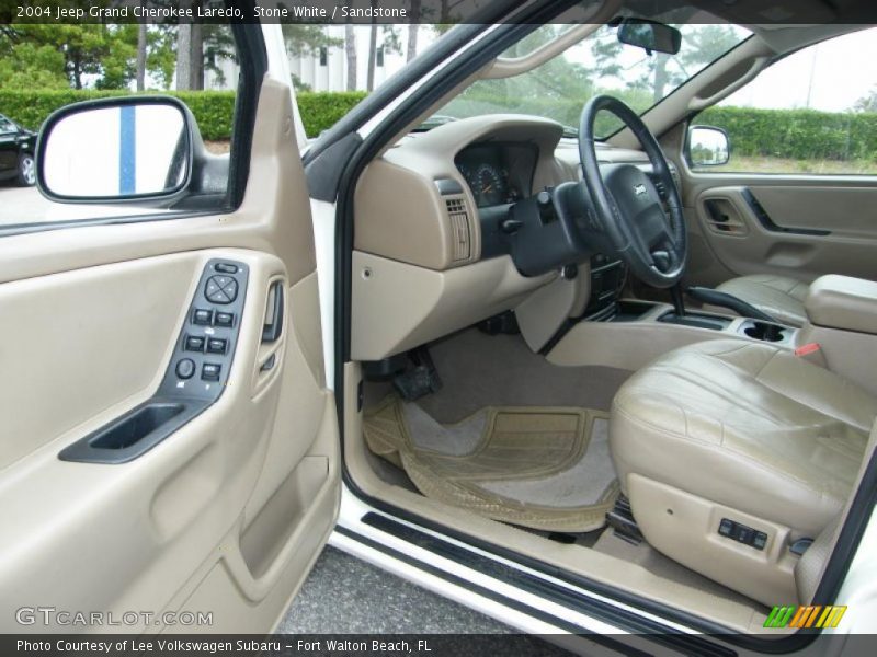 Stone White / Sandstone 2004 Jeep Grand Cherokee Laredo