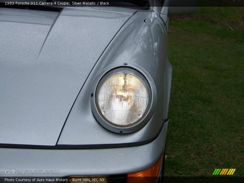 Silver Metallic / Black 1989 Porsche 911 Carrera 4 Coupe