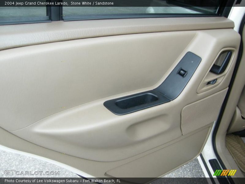 Stone White / Sandstone 2004 Jeep Grand Cherokee Laredo