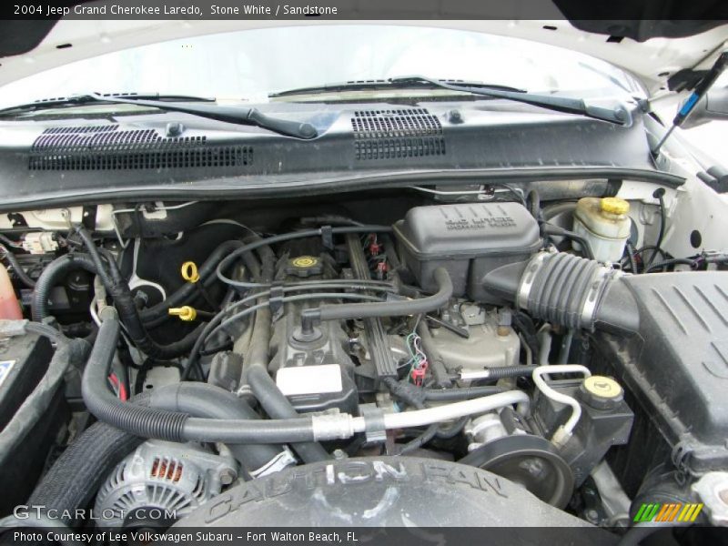 Stone White / Sandstone 2004 Jeep Grand Cherokee Laredo
