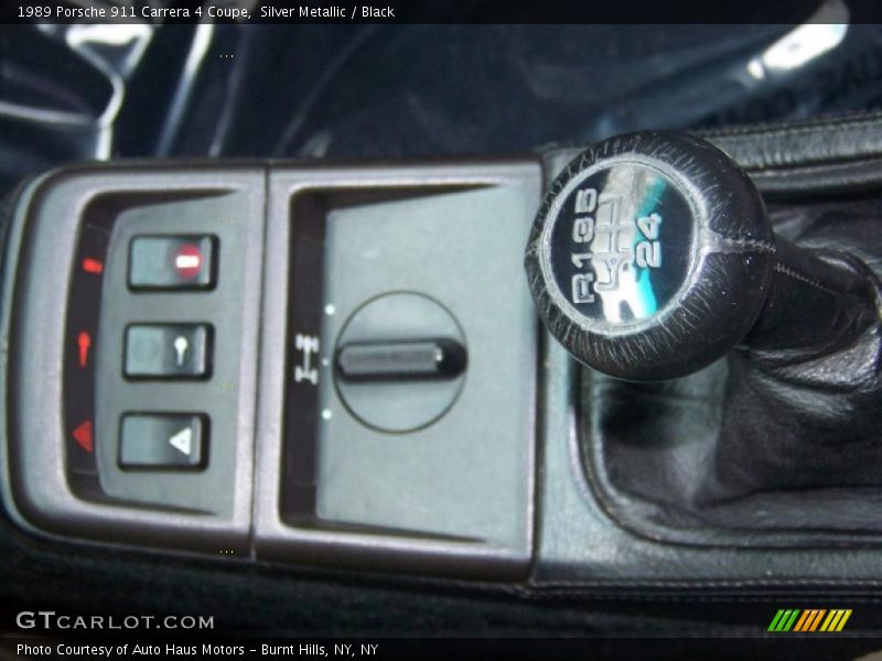 Silver Metallic / Black 1989 Porsche 911 Carrera 4 Coupe