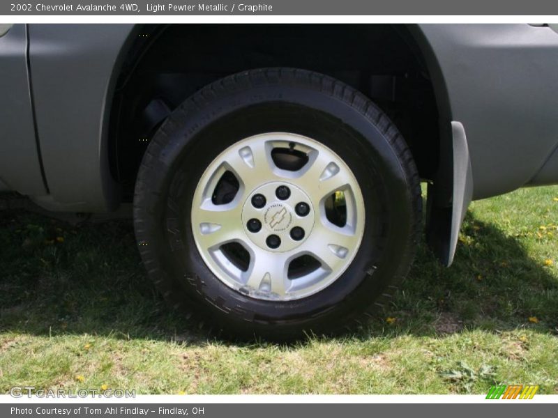 Light Pewter Metallic / Graphite 2002 Chevrolet Avalanche 4WD