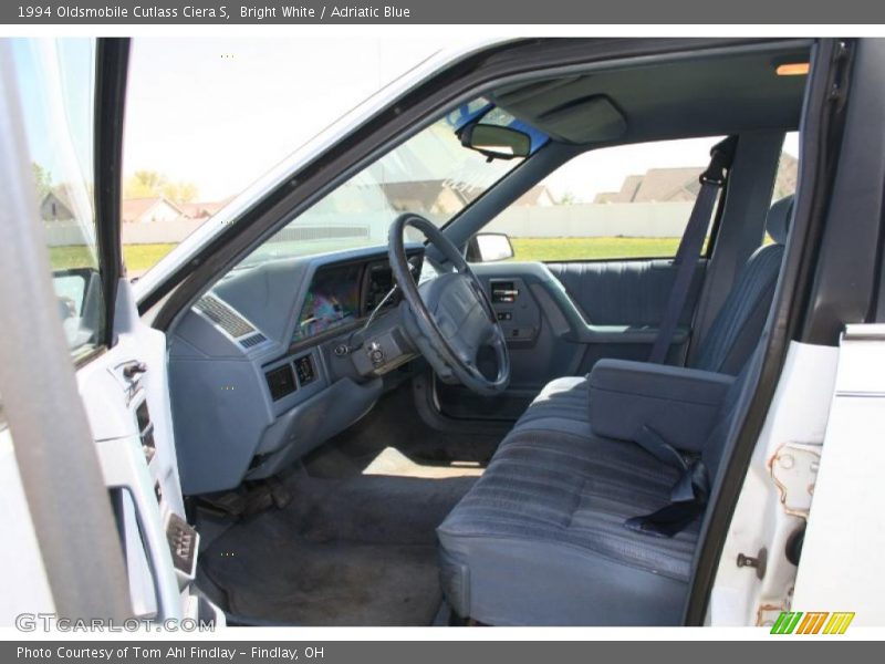 Bright White / Adriatic Blue 1994 Oldsmobile Cutlass Ciera S