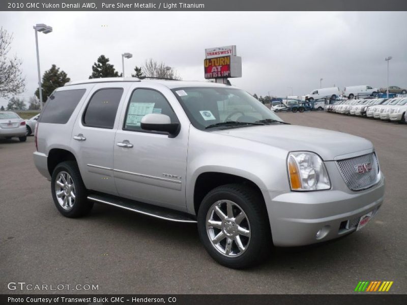 Pure Silver Metallic / Light Titanium 2010 GMC Yukon Denali AWD