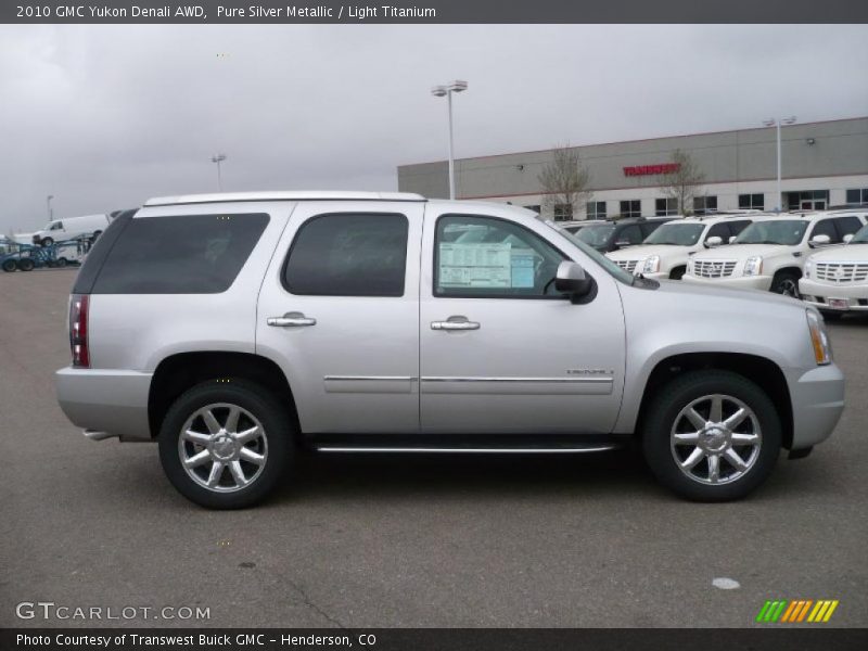 Pure Silver Metallic / Light Titanium 2010 GMC Yukon Denali AWD