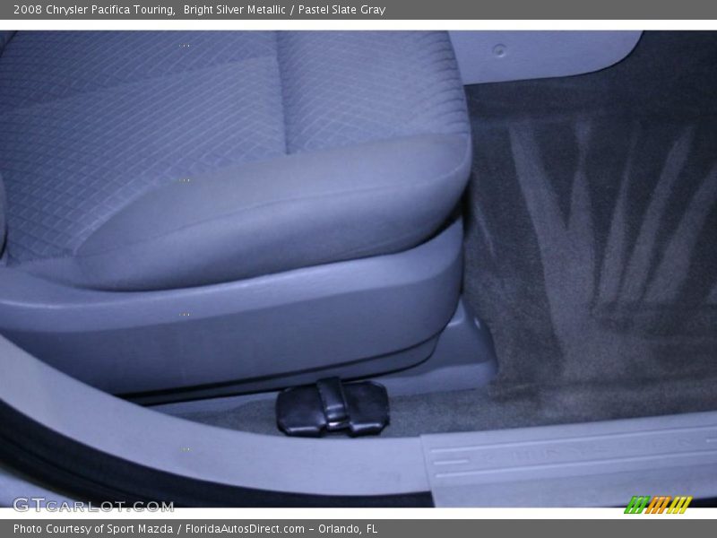 Bright Silver Metallic / Pastel Slate Gray 2008 Chrysler Pacifica Touring