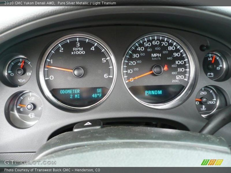 Pure Silver Metallic / Light Titanium 2010 GMC Yukon Denali AWD