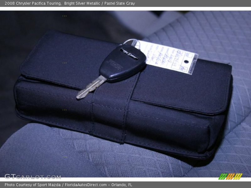 Bright Silver Metallic / Pastel Slate Gray 2008 Chrysler Pacifica Touring