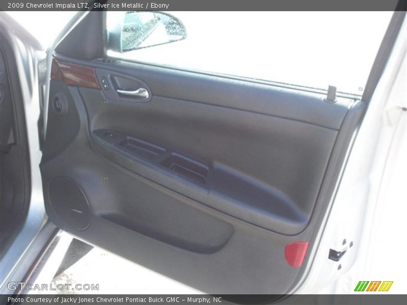 Silver Ice Metallic / Ebony 2009 Chevrolet Impala LTZ