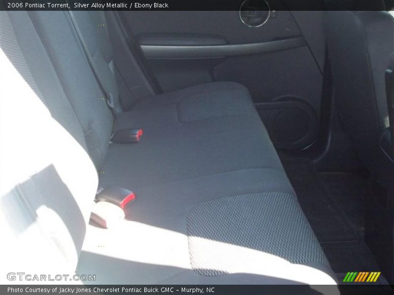 Silver Alloy Metallic / Ebony Black 2006 Pontiac Torrent