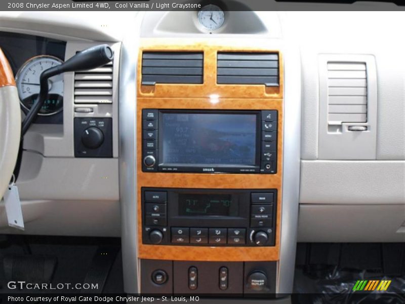 Cool Vanilla / Light Graystone 2008 Chrysler Aspen Limited 4WD
