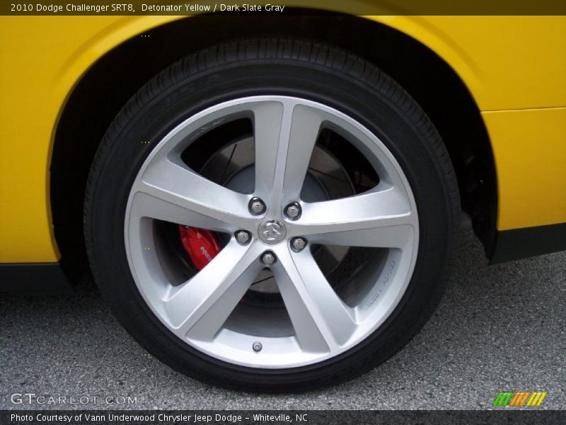 Detonator Yellow / Dark Slate Gray 2010 Dodge Challenger SRT8