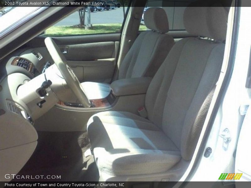 Diamond White Pearl / Ivory 2002 Toyota Avalon XLS