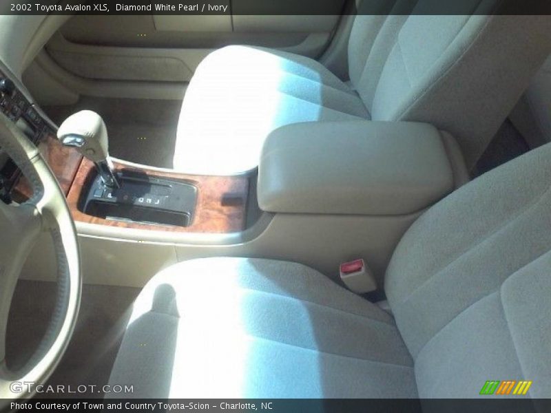 Diamond White Pearl / Ivory 2002 Toyota Avalon XLS