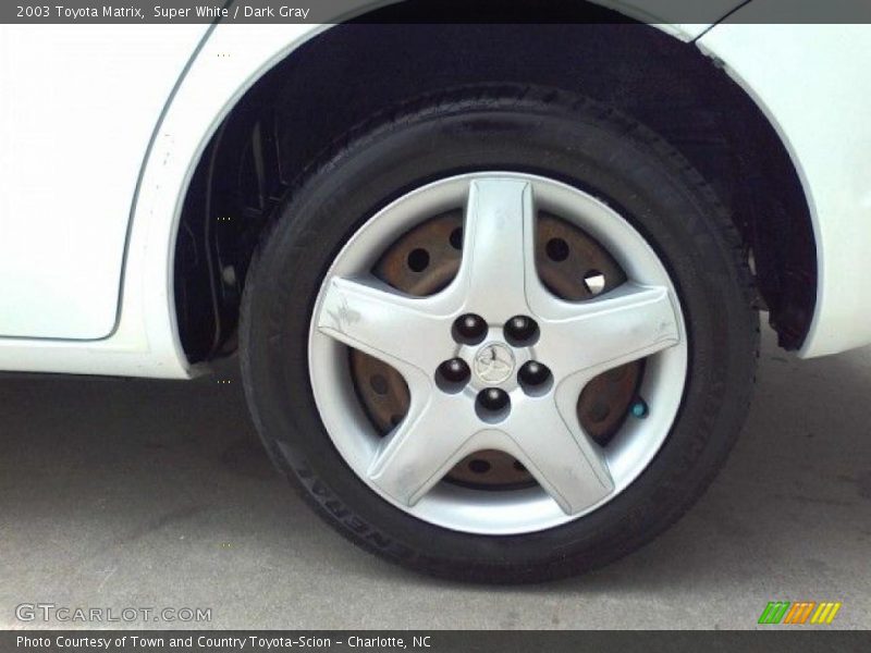 Super White / Dark Gray 2003 Toyota Matrix