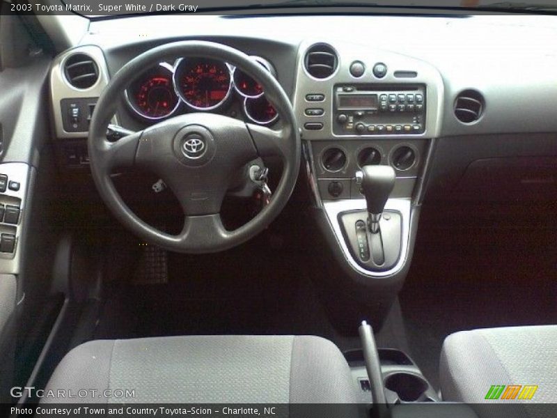Super White / Dark Gray 2003 Toyota Matrix
