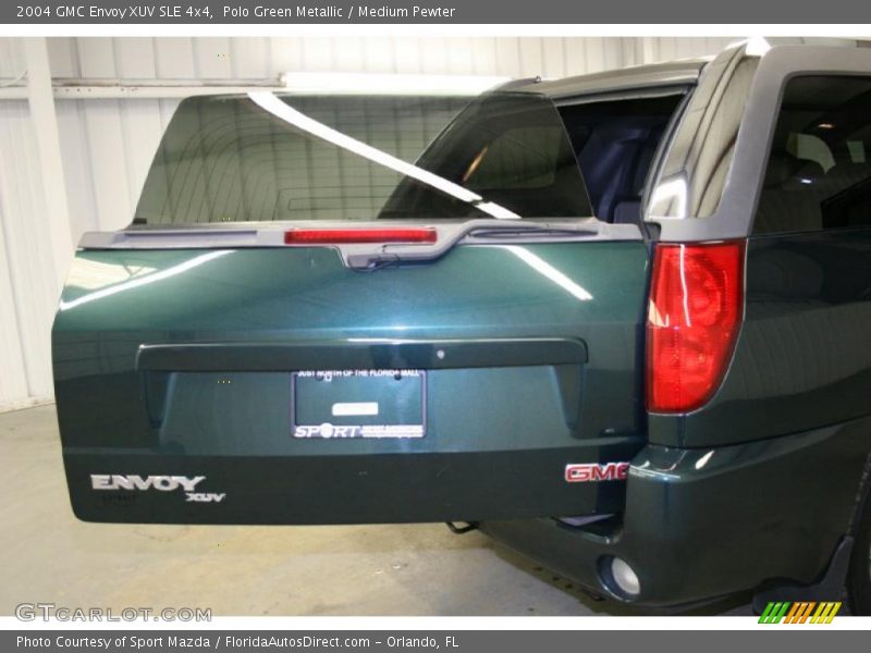 Polo Green Metallic / Medium Pewter 2004 GMC Envoy XUV SLE 4x4