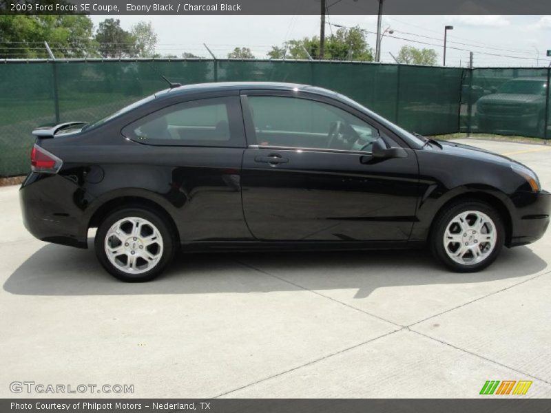 Ebony Black / Charcoal Black 2009 Ford Focus SE Coupe