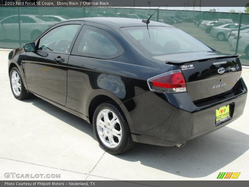 Ebony Black / Charcoal Black 2009 Ford Focus SE Coupe