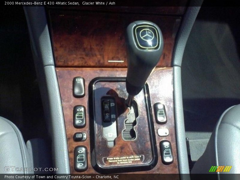 Glacier White / Ash 2000 Mercedes-Benz E 430 4Matic Sedan